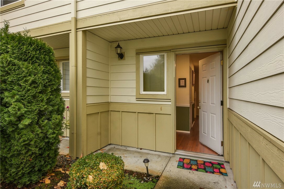 Property Photo:  1600 121st St SE B104  WA 98208 