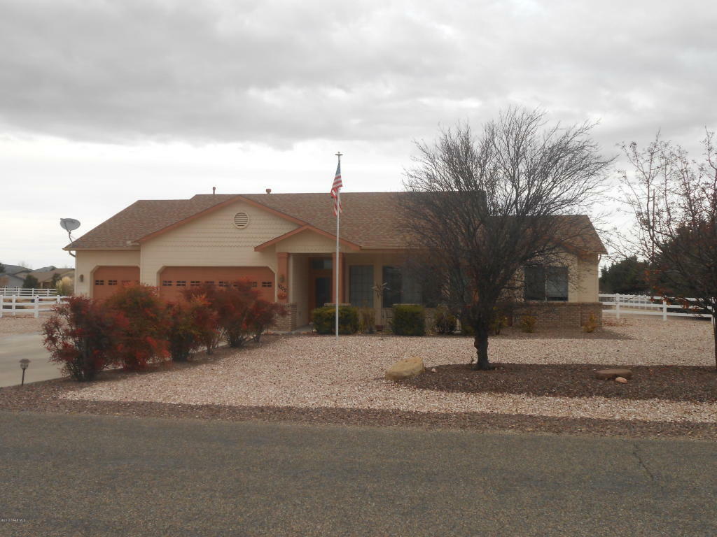 Property Photo:  1002 W Talia Way  AZ 86323 