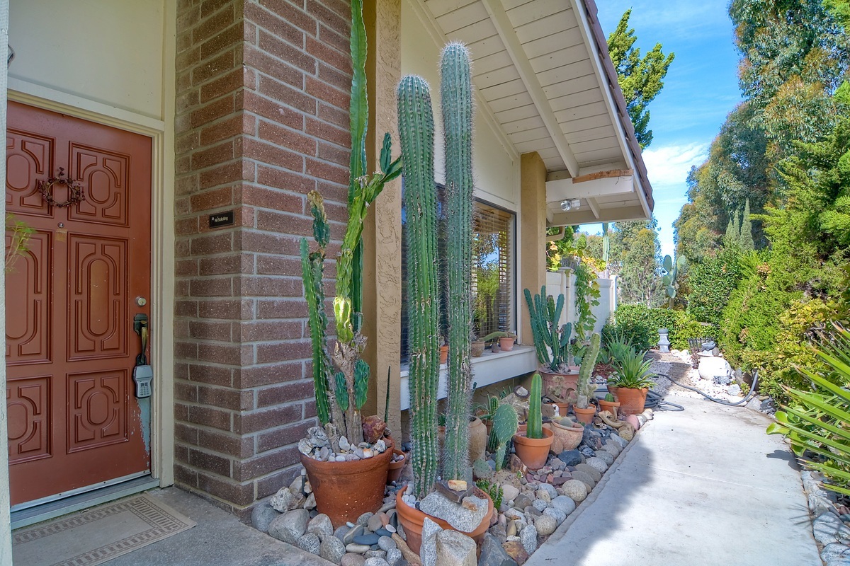 Property Photo:  17529 Fairlie Rd  CA 92128 