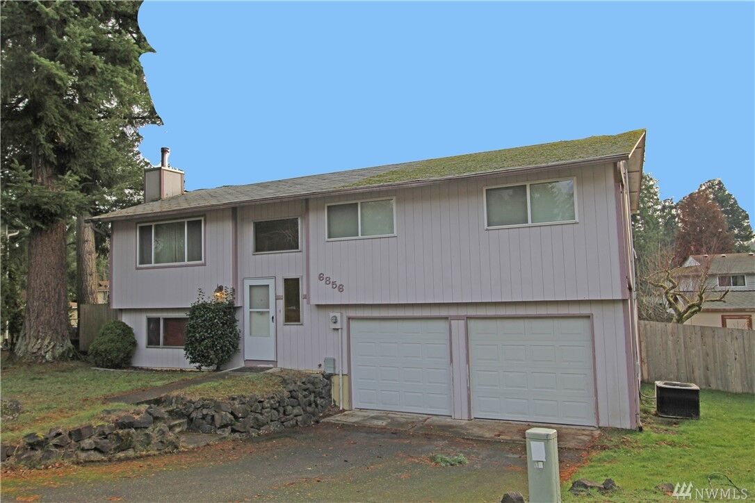 Property Photo:  6856 NE Helena Court  WA 98311 