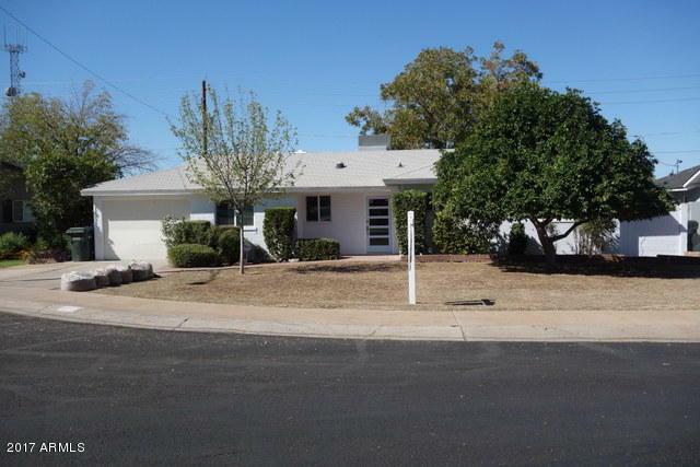 Property Photo:  2930 N 53rd Place  AZ 85018 