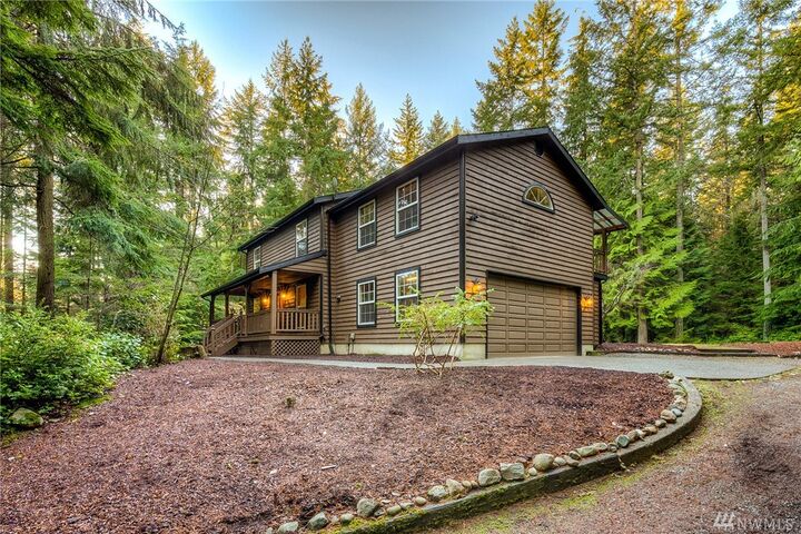 Property Photo: 3939 Brenden Cir WA 98236