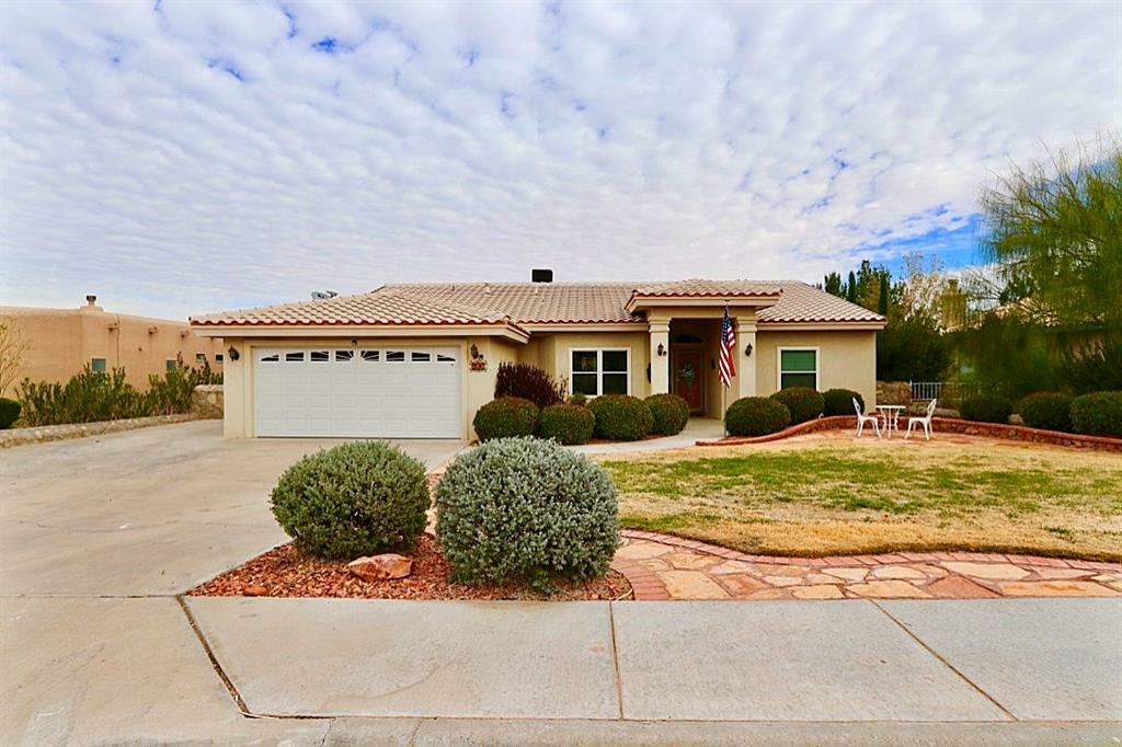 Property Photo:  206 Cherry Hill Lane  NM 88008 