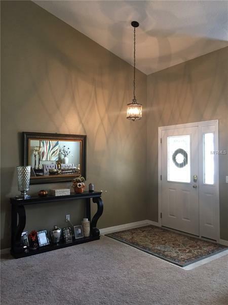 Property Photo: 5621 Foxtail Court FL 33543