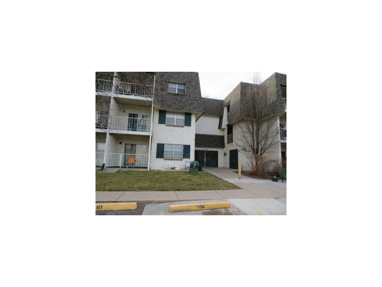 Property Photo:  2225 South Jasmine Street Unit 111  CO 80222 