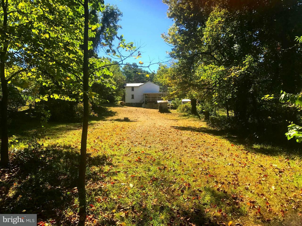 Property Photo: 709 Pine Grove Road VA 20135