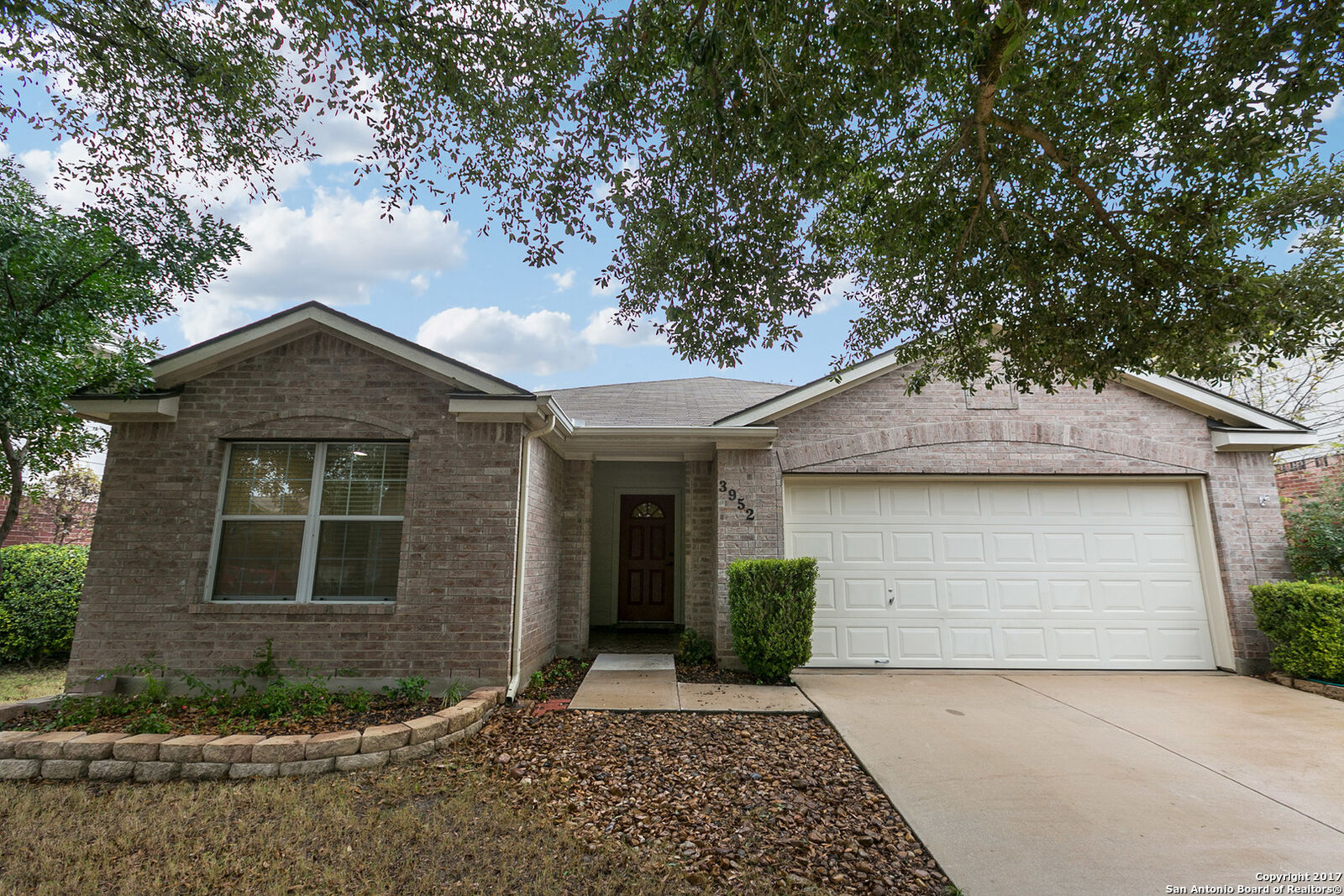 Property Photo: 3952 Brook Hollow Dr TX 78154