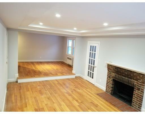 Property Photo:  562 Chandler St  MA 01602 