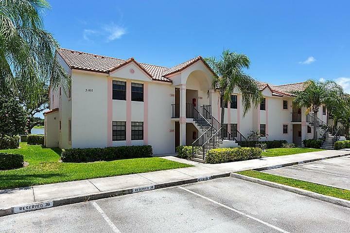 Property Photo: 3150 Leewood Terrace L222 FL 33431