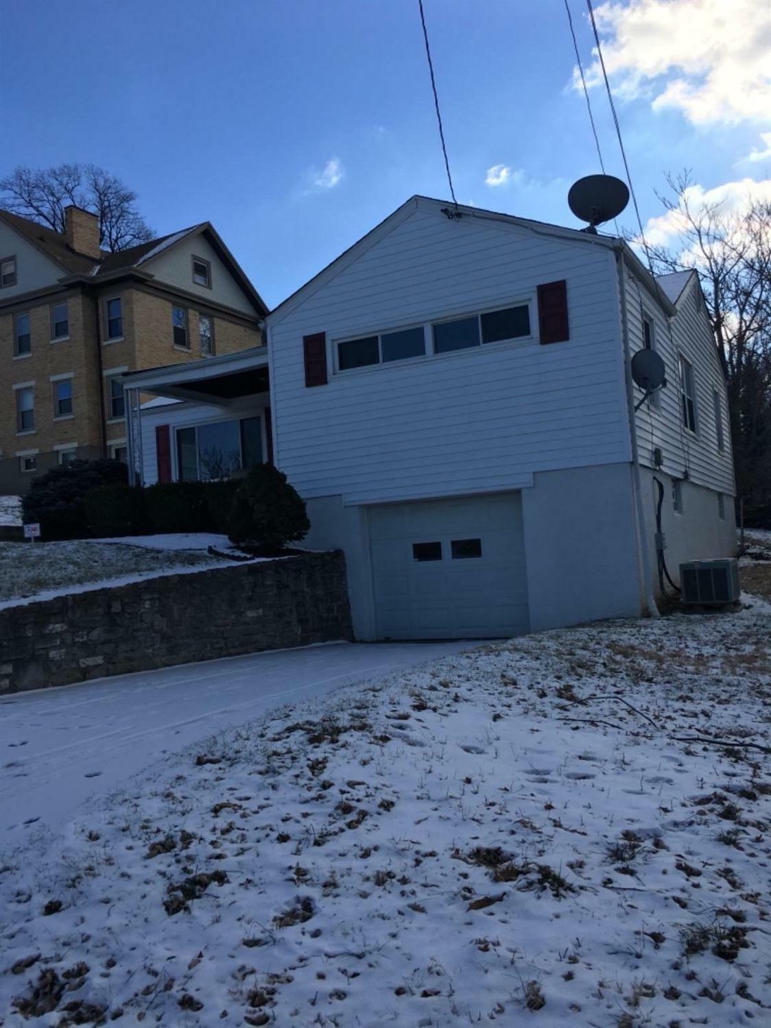 Property Photo: 2315 Drex Avenue OH 45212