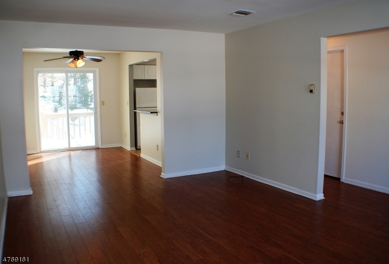 28 Village Dr  Hamburg Boro NJ 07419 photo