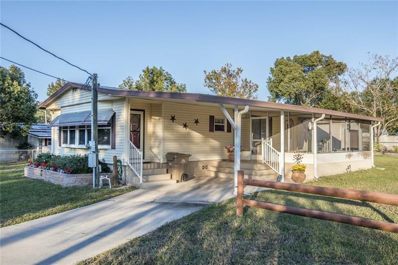 Property Photo:  34440 Oak Ave  FL 34788 