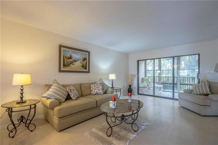 Property Photo:  175 Kings Highway 425  FL 33983 