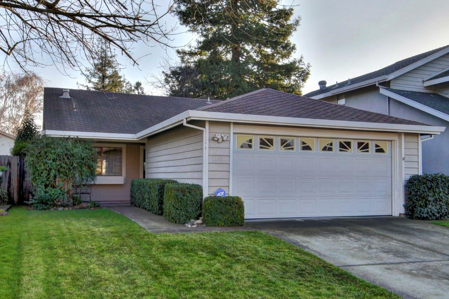 Property Photo:  1330 Powderhorn Way  CA 95834 