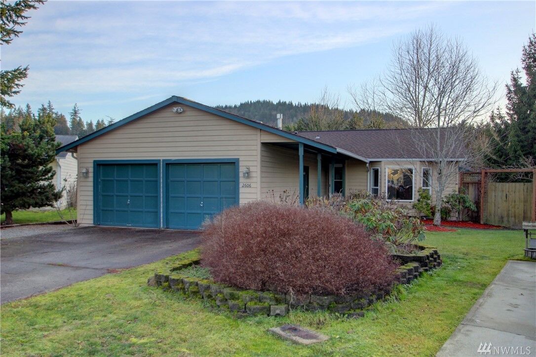 Property Photo:  2606 Rainbolt Place  WA 98274 