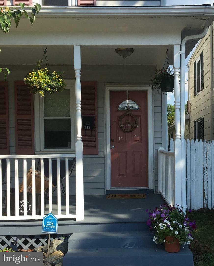 Property Photo:  914 Mercer Street  VA 22401 