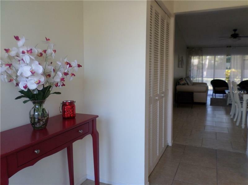 Property Photo:  5625 Summerside Lane 43A  FL 34231 