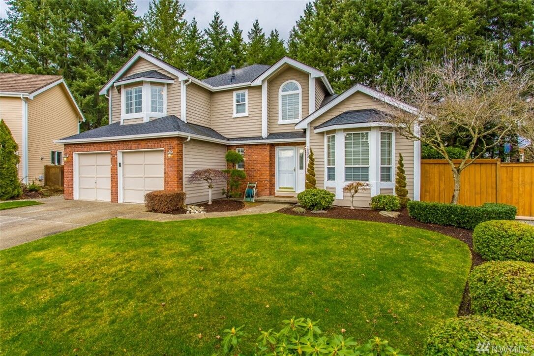 Property Photo:  16001 135th Av Ct E  WA 98374