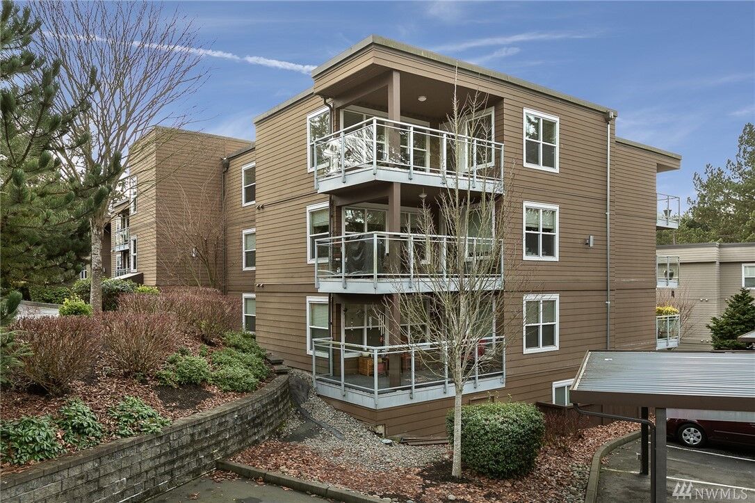 Property Photo: 22910 90th Avenue W B408 WA 98026