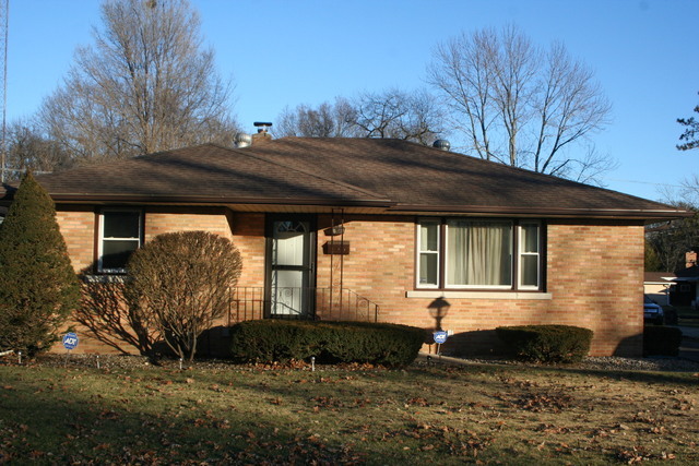 Property Photo:  958 Nelson Avenue  IL 60901 