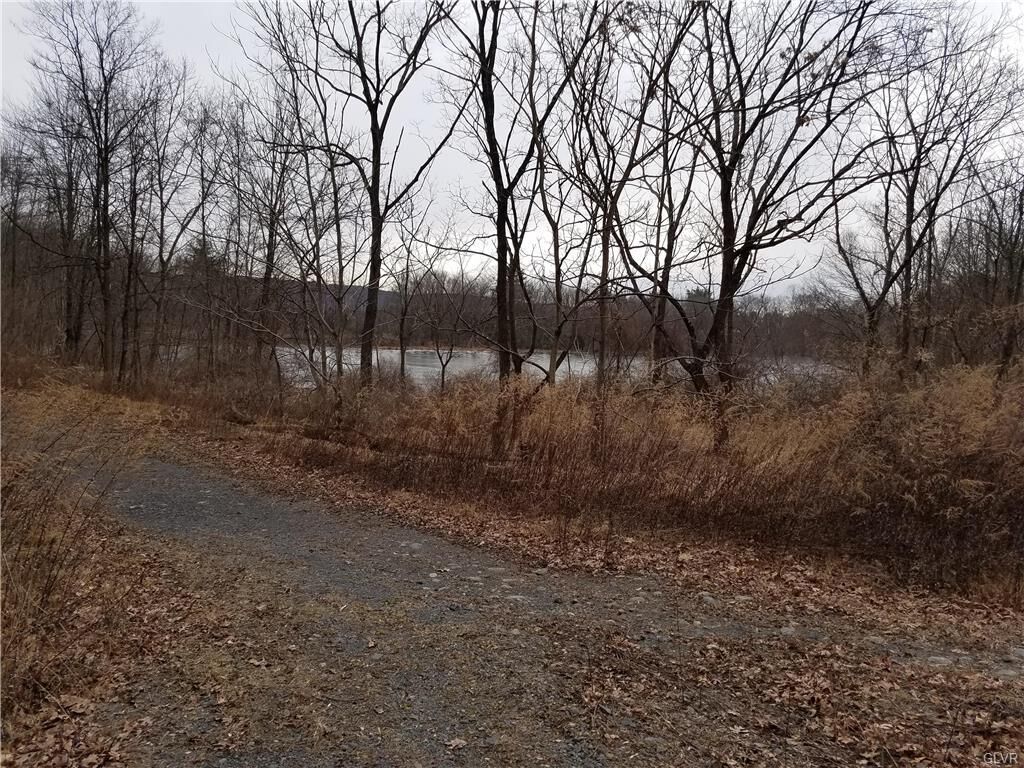 Property Photo:  Lower Lakeview Drive  PA 18302 