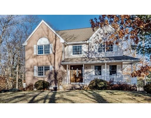 Property Photo:  16 Carriage Way  MA 01864 