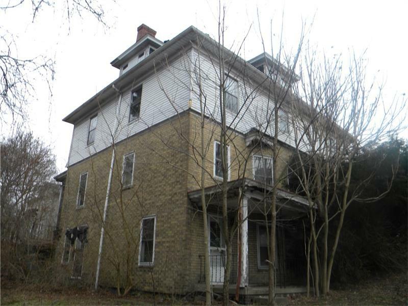 Property Photo:  518 Highland Ave  PA 15601 