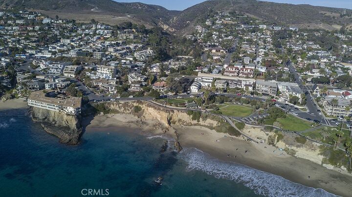 Property Photo:  530 Cliff Drive 101  CA 92651 