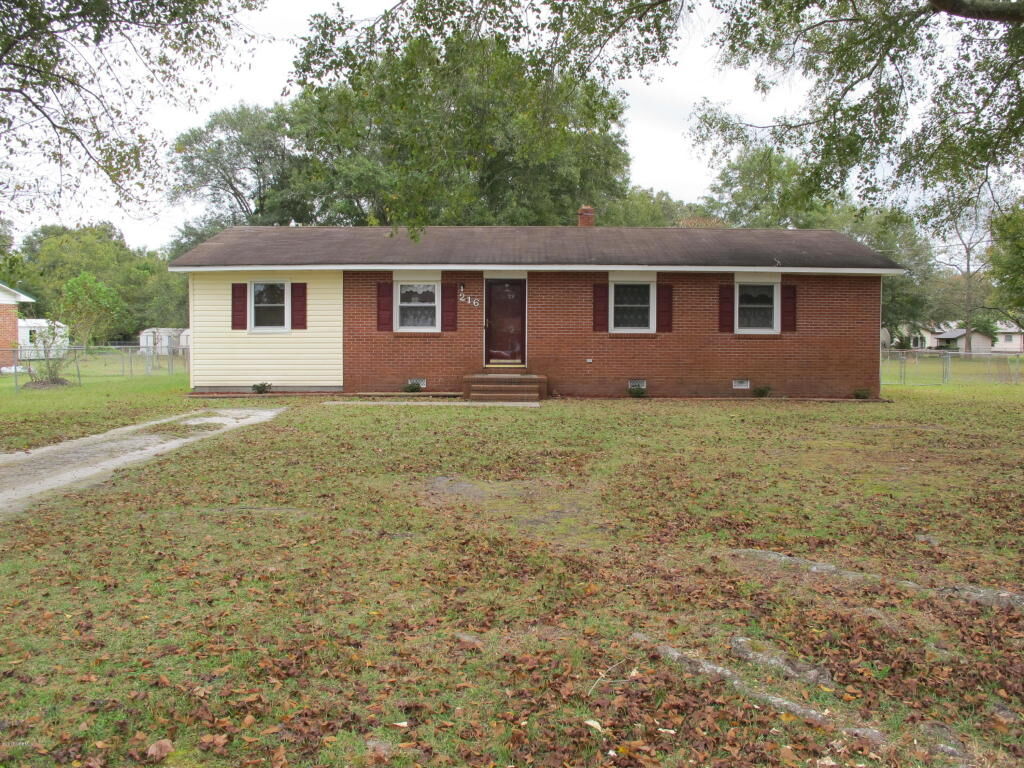 Property Photo:  216 McArthur Drive  NC 28546 