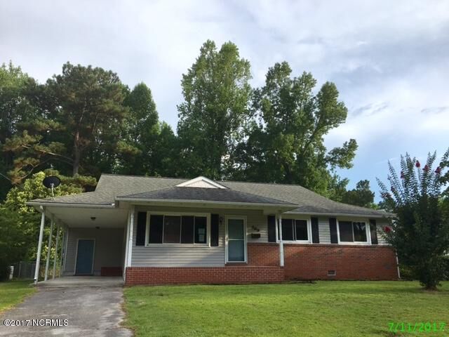 Property Photo:  705 Maple Street  NC 28540 