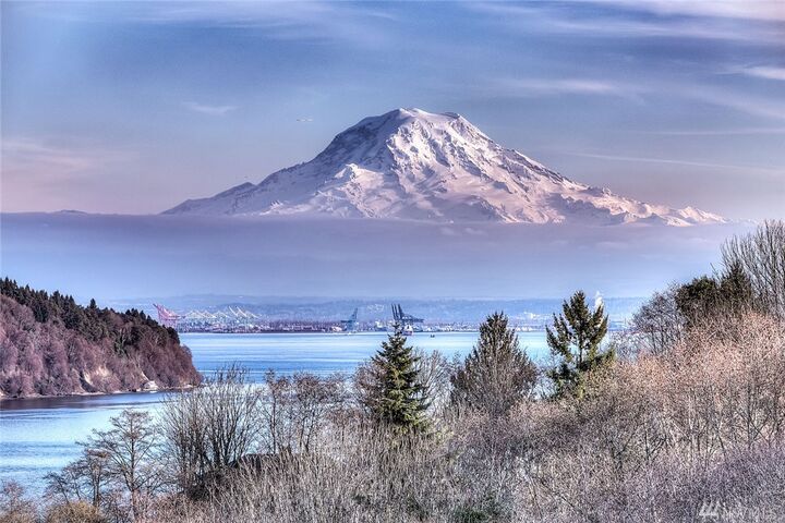 Property Photo:  1510 Valley Dr NW  WA 98332 