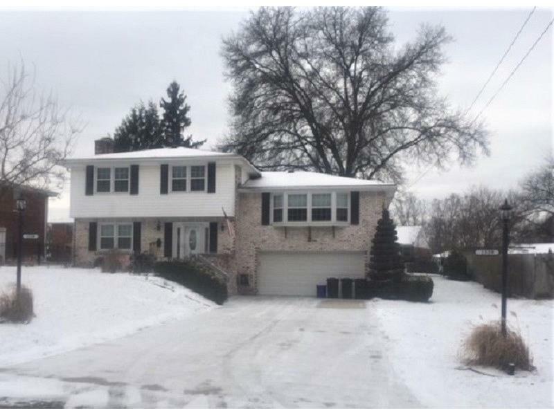 Property Photo: 1339 Woodcliffe Dr PA 15146