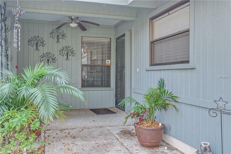 Property Photo:  6653 Sweetbriar Lane 6653  FL 33813 