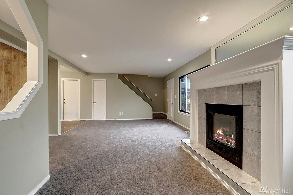 Property Photo: 5804 224th Place SW WA 98043