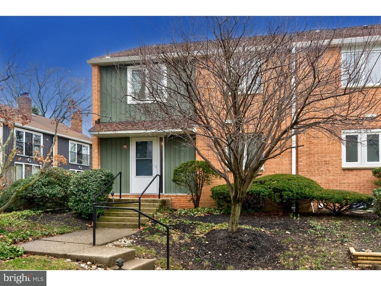 Property Photo:  15 E Close  NJ 08057 