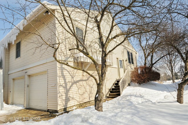 Property Photo: 1539 Elder Drive IL 60506