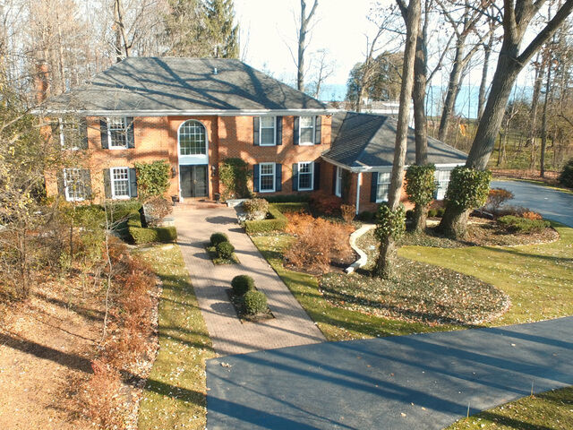 Property Photo: 1350 Westleigh Road IL 60045