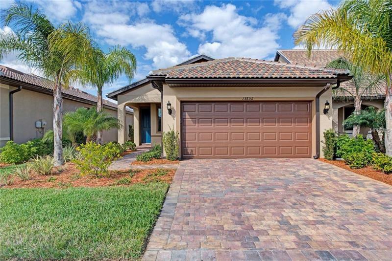 Property Photo: 13852 Posada Street FL 34293