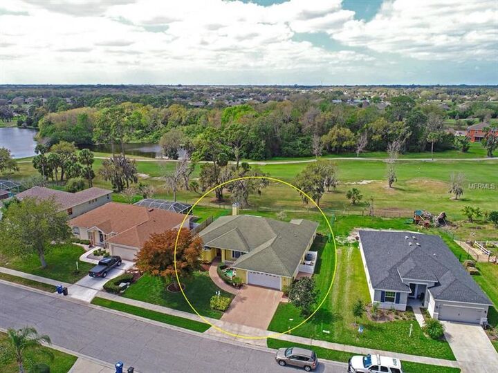 Property Photo:  8803 71st Avenue E  FL 34221 