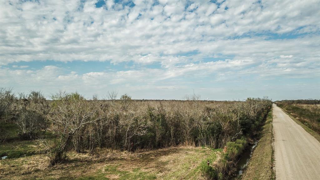 Property Photo: 5002 County Road 160 TX 77511