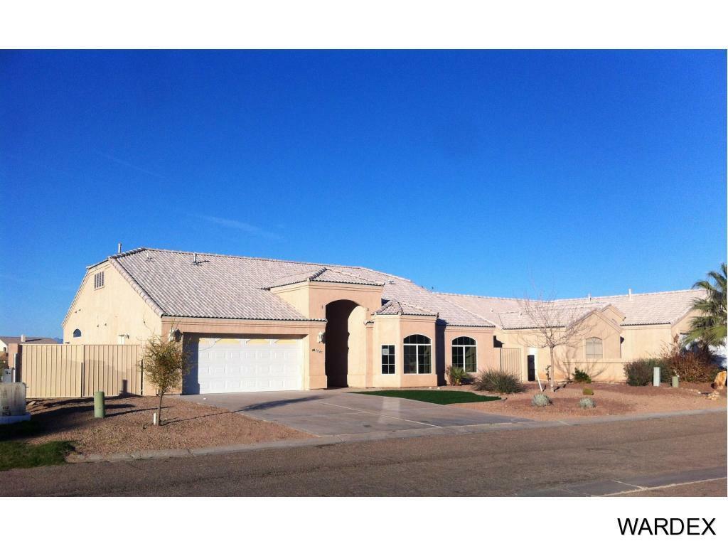 Property Photo:  1747 Winter Haven Dr  AZ 86440 