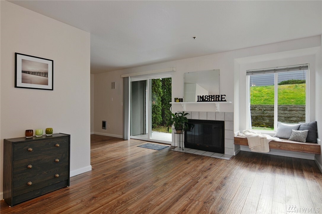 Property Photo: 12515 109th Ct NE B101 WA 98034