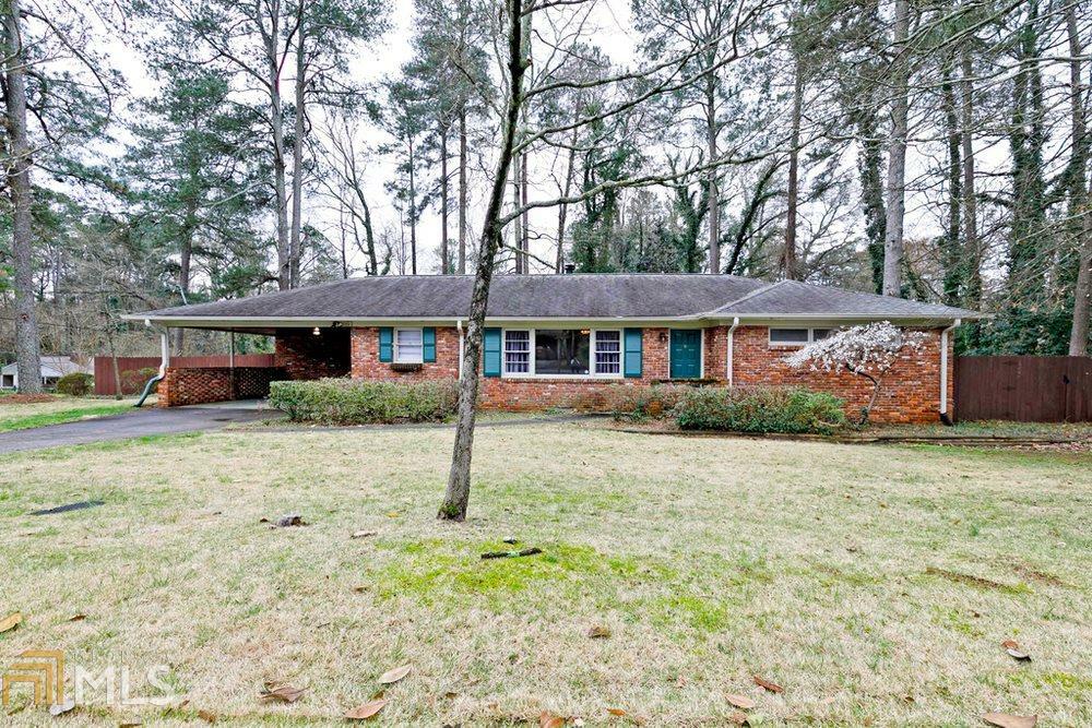 Property Photo:  2056 Pawnee Dr  GA 30067 