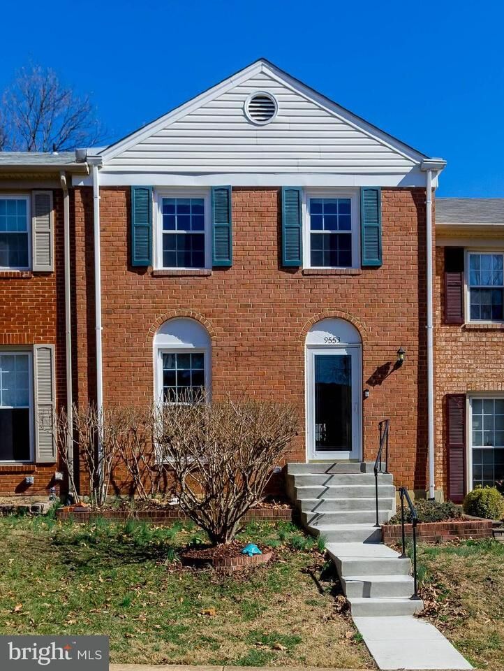 Property Photo: 9553 Cherry Oak Court VA 22015