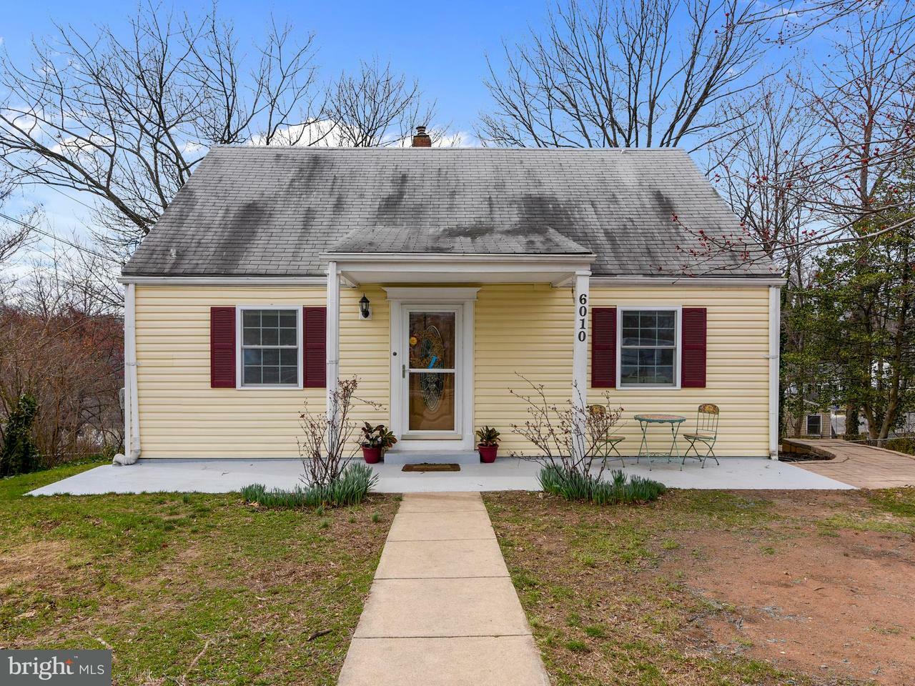 Property Photo: 6010 Park Place VA 22303