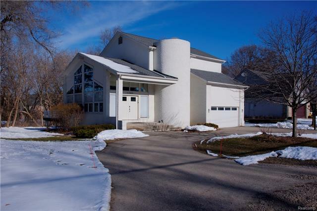 Property Photo: 1780 Sunset Drive MI 48302