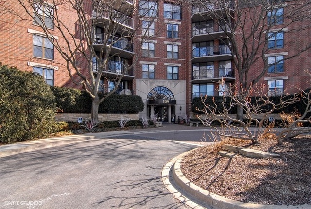 Property Photo: 509 Aurora Avenue 208 IL 60540