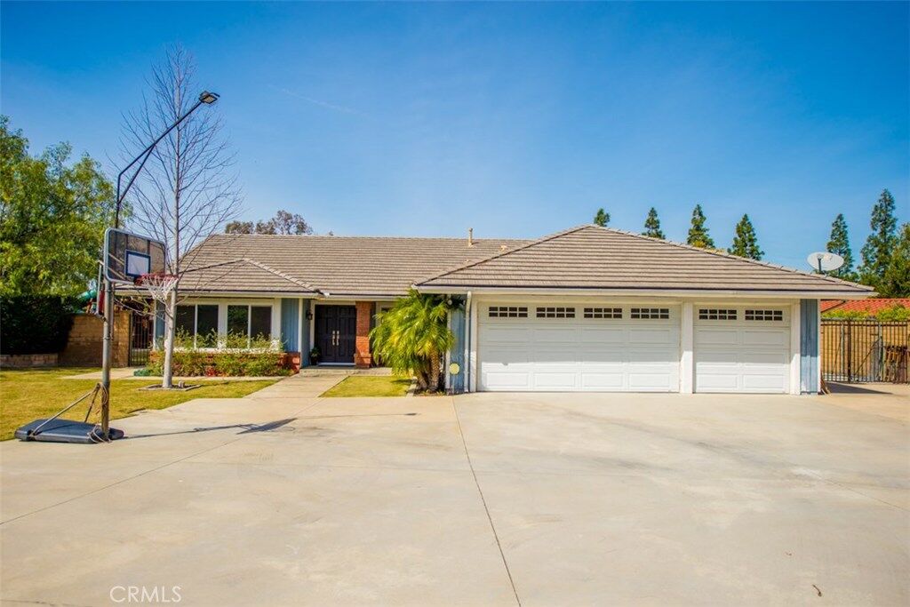 Property Photo: 20825 Paseo Alto CA 92887