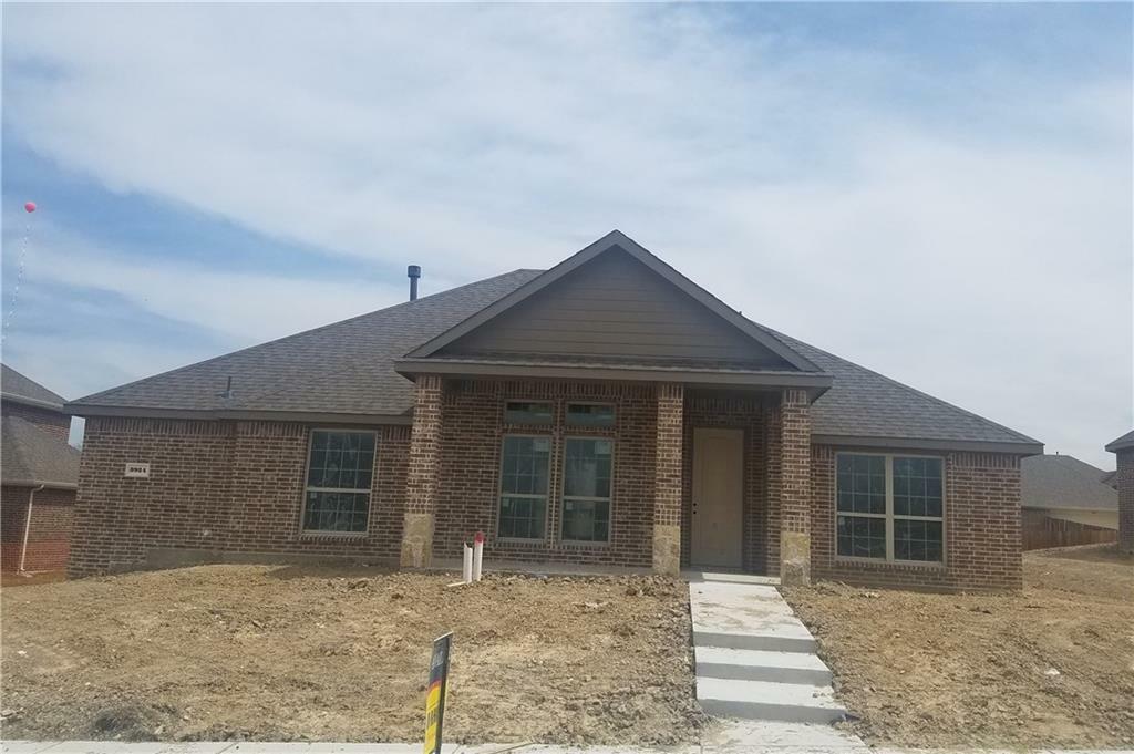 Property Photo: 3924 Whitman Drive TX 75087
