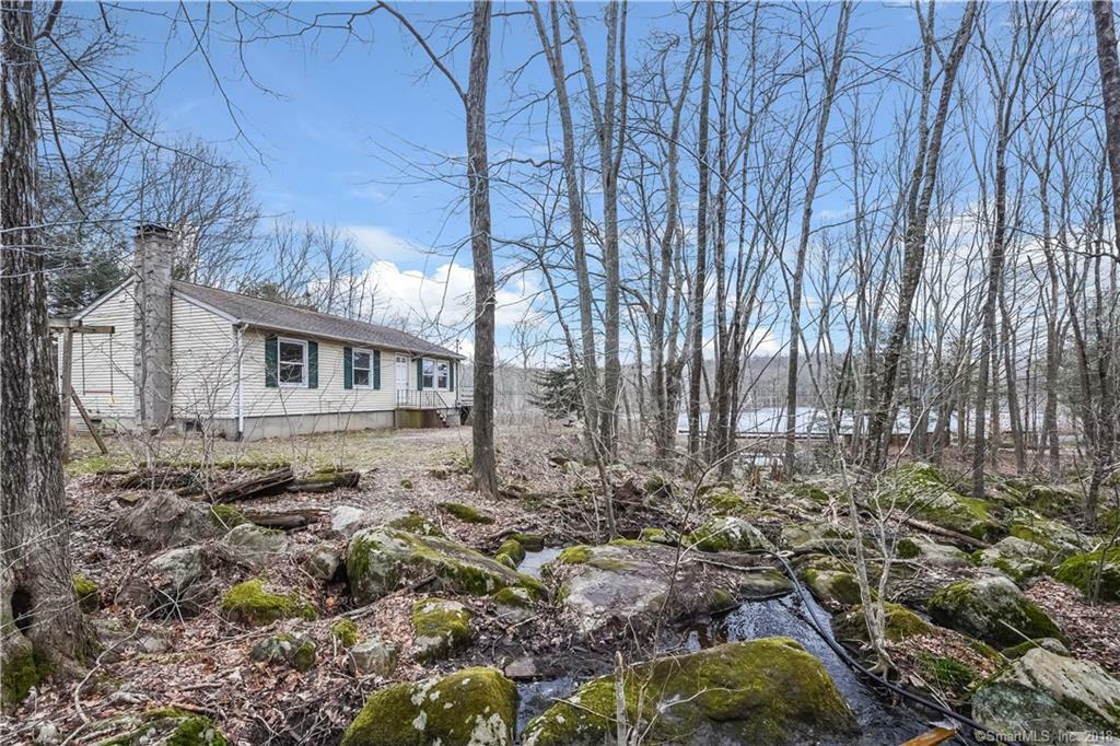 Property Photo: 229 Old New London Road CT 06420